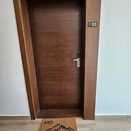 Apartamento Hop Na Kop Hill App 103