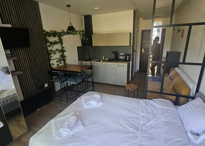 Hop Na Kop Hill App 103 아파트